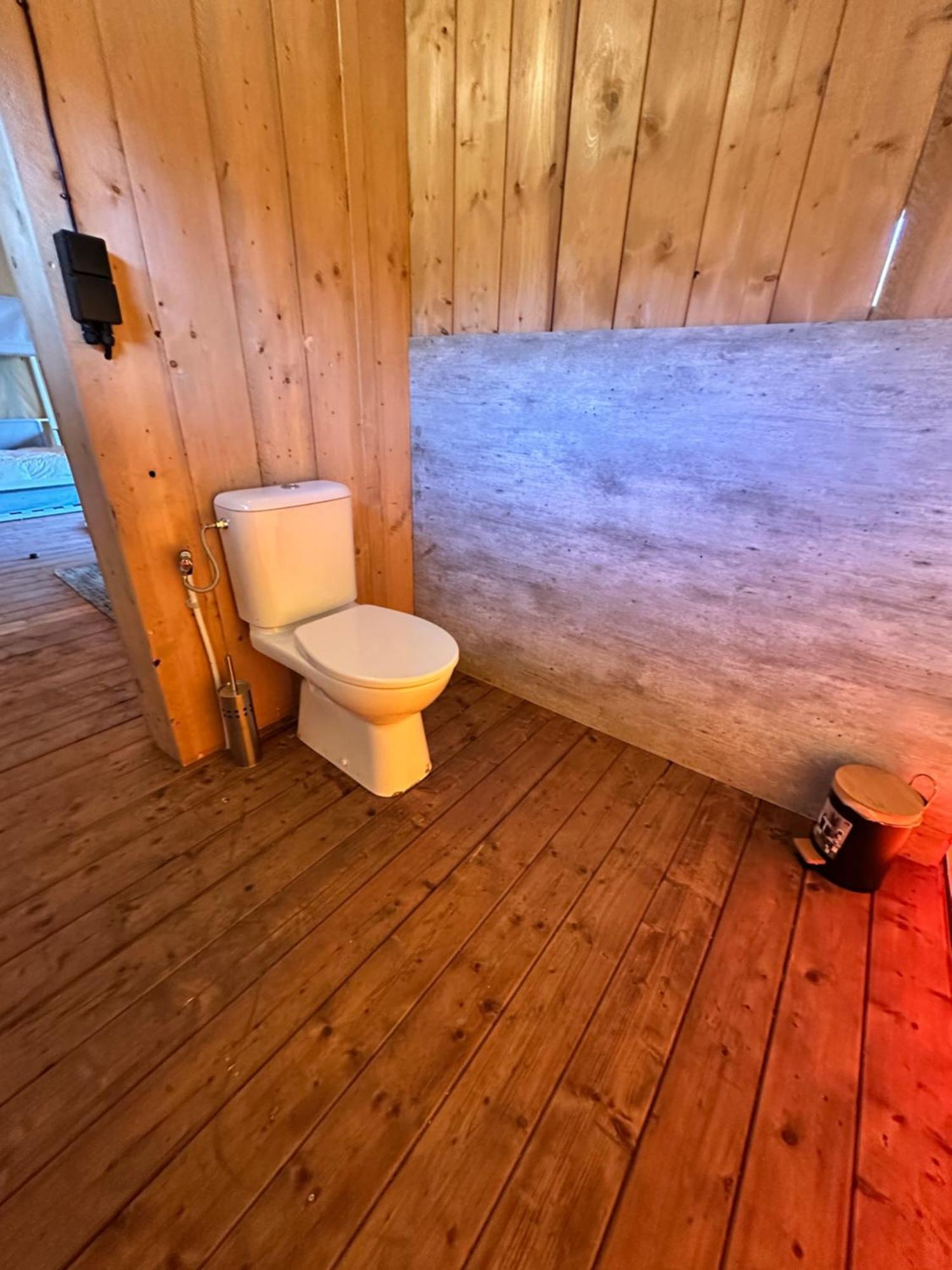 Back To Basic Hotell Zwaanshoek Eksteriør bilde